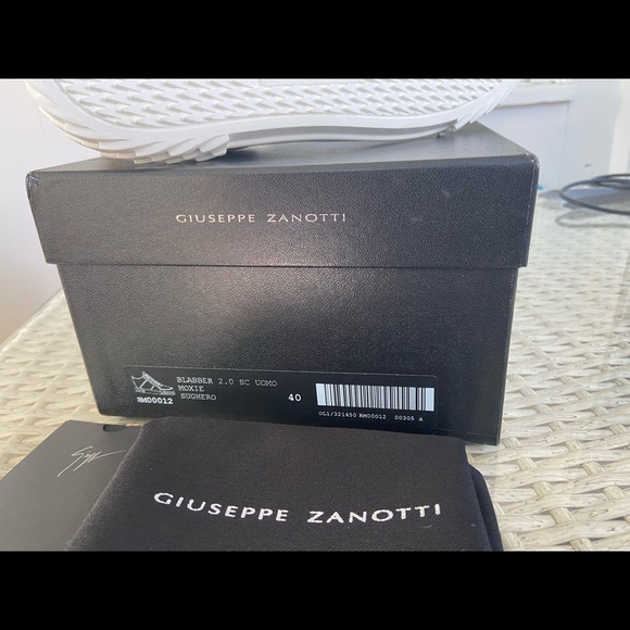 NEW Giuseppe Zanotti Blabber Leather Sneaker - Picture 13 of 13